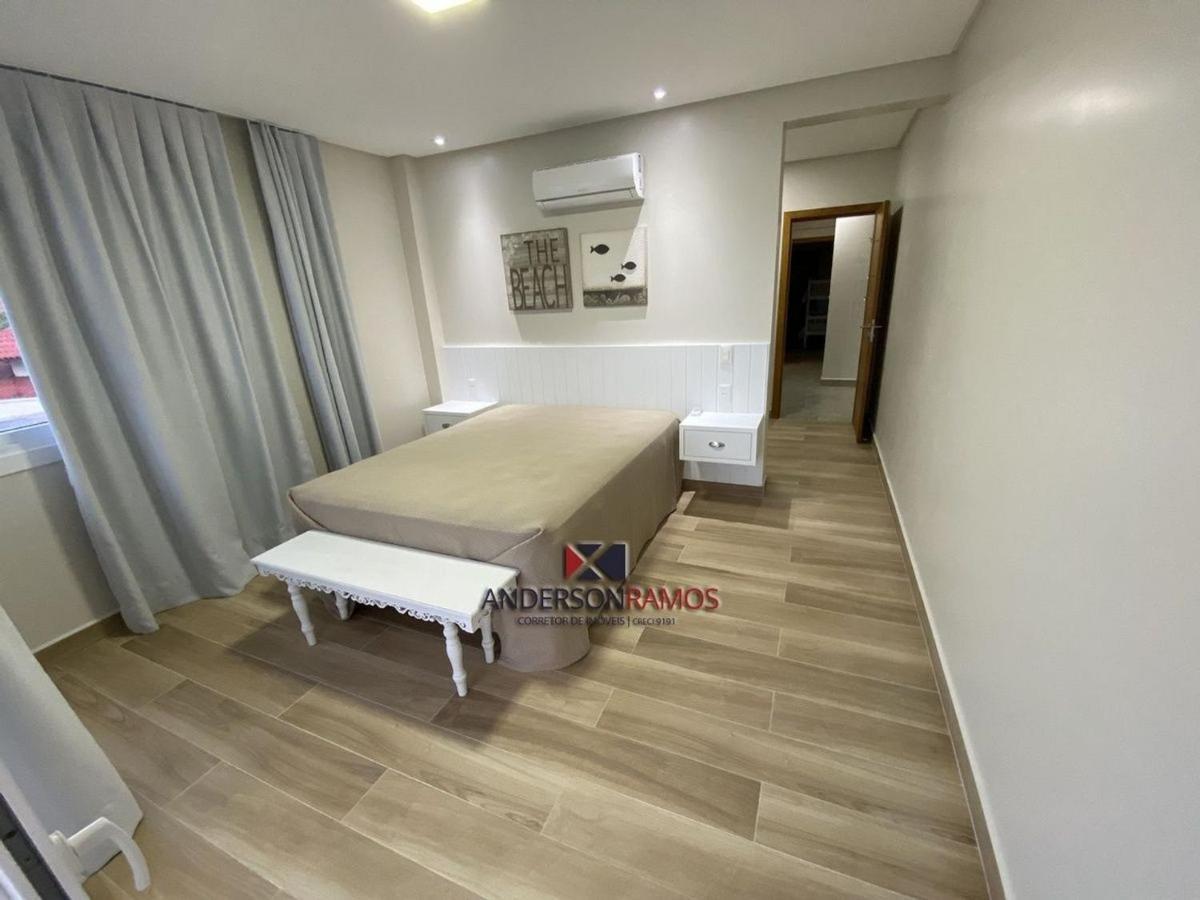 1083 - Apartamento com vista para o mar em Bombinhas Exterior foto