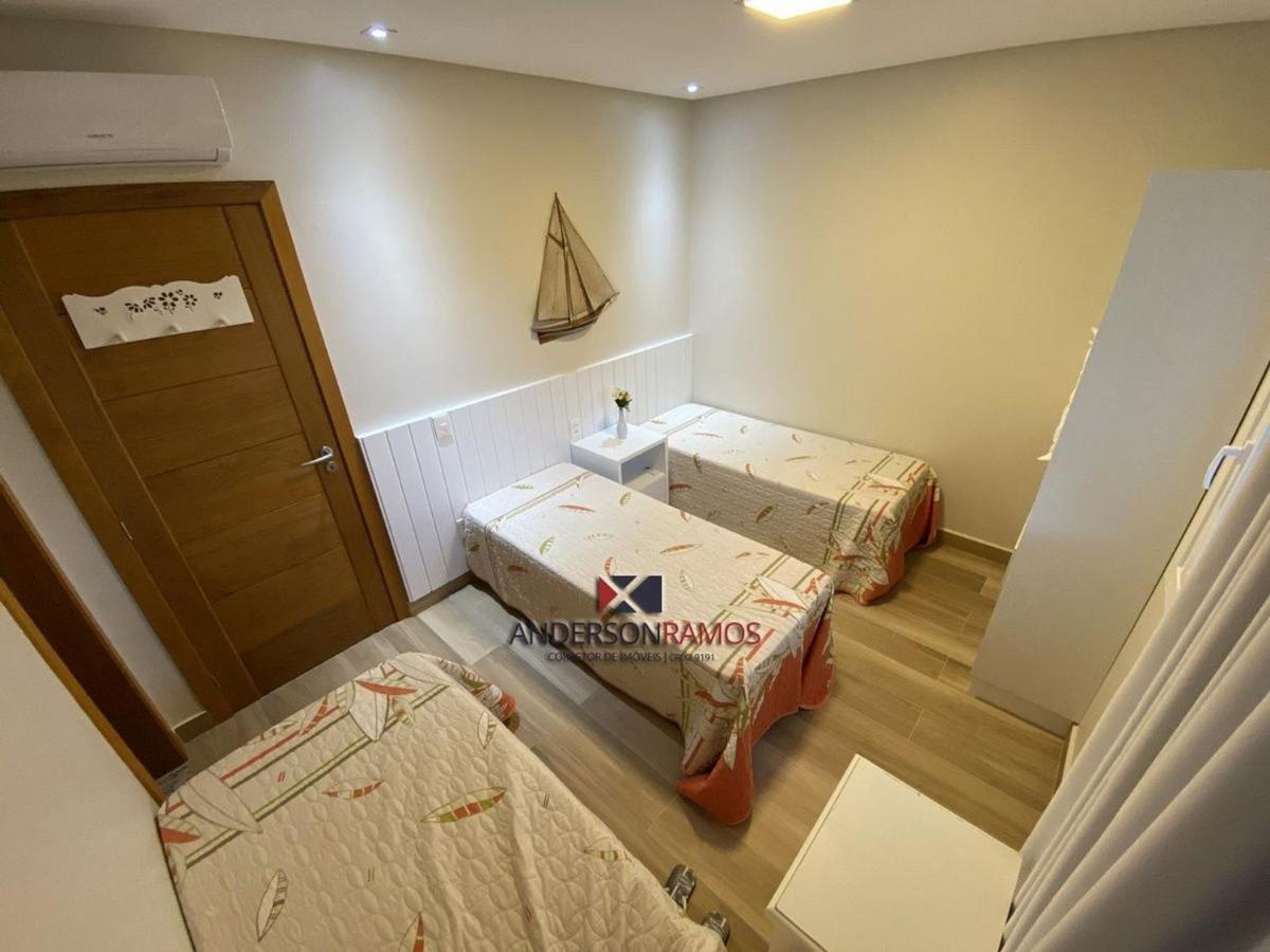 1083 - Apartamento com vista para o mar em Bombinhas Exterior foto