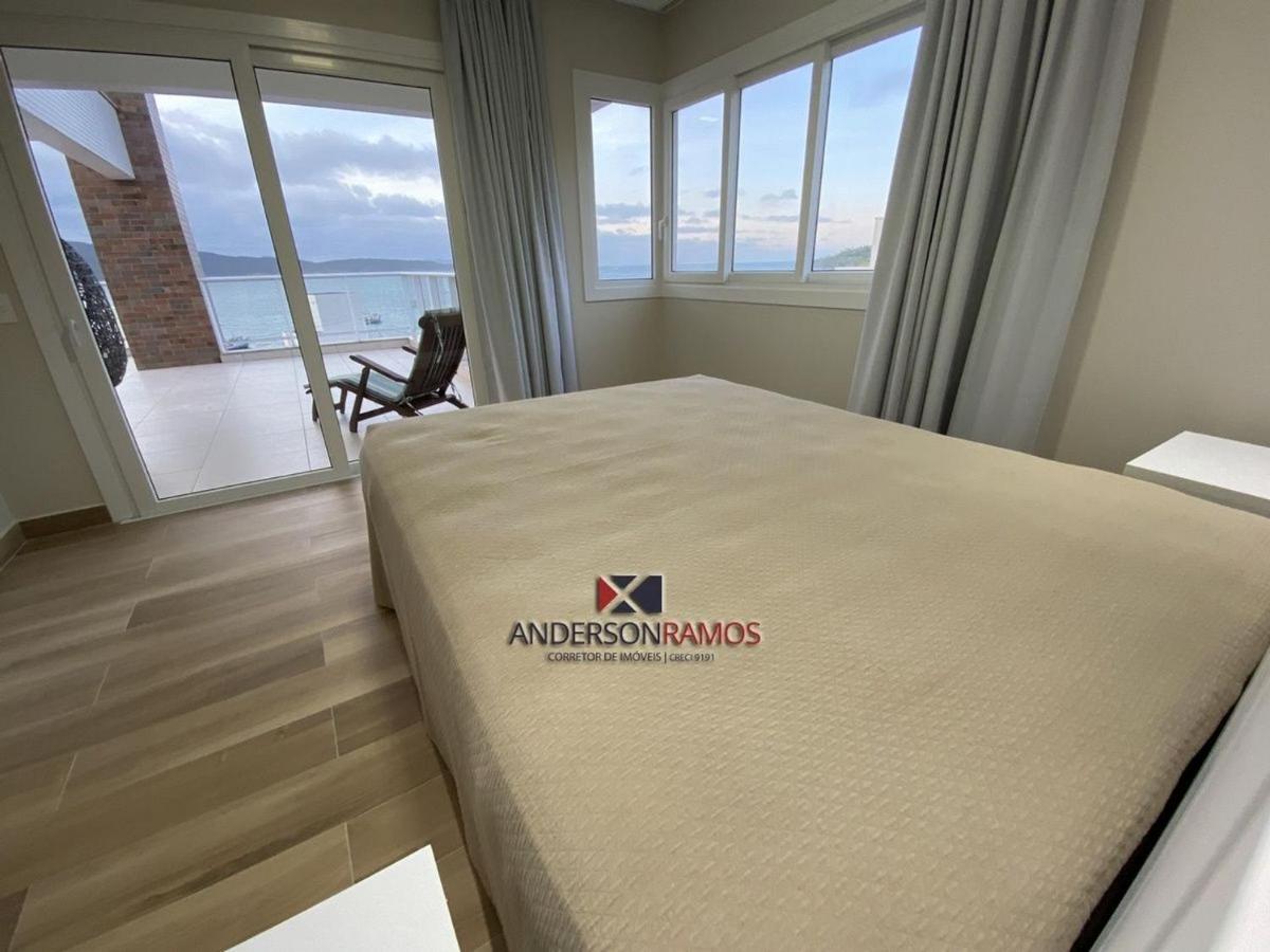1083 - Apartamento com vista para o mar em Bombinhas Exterior foto